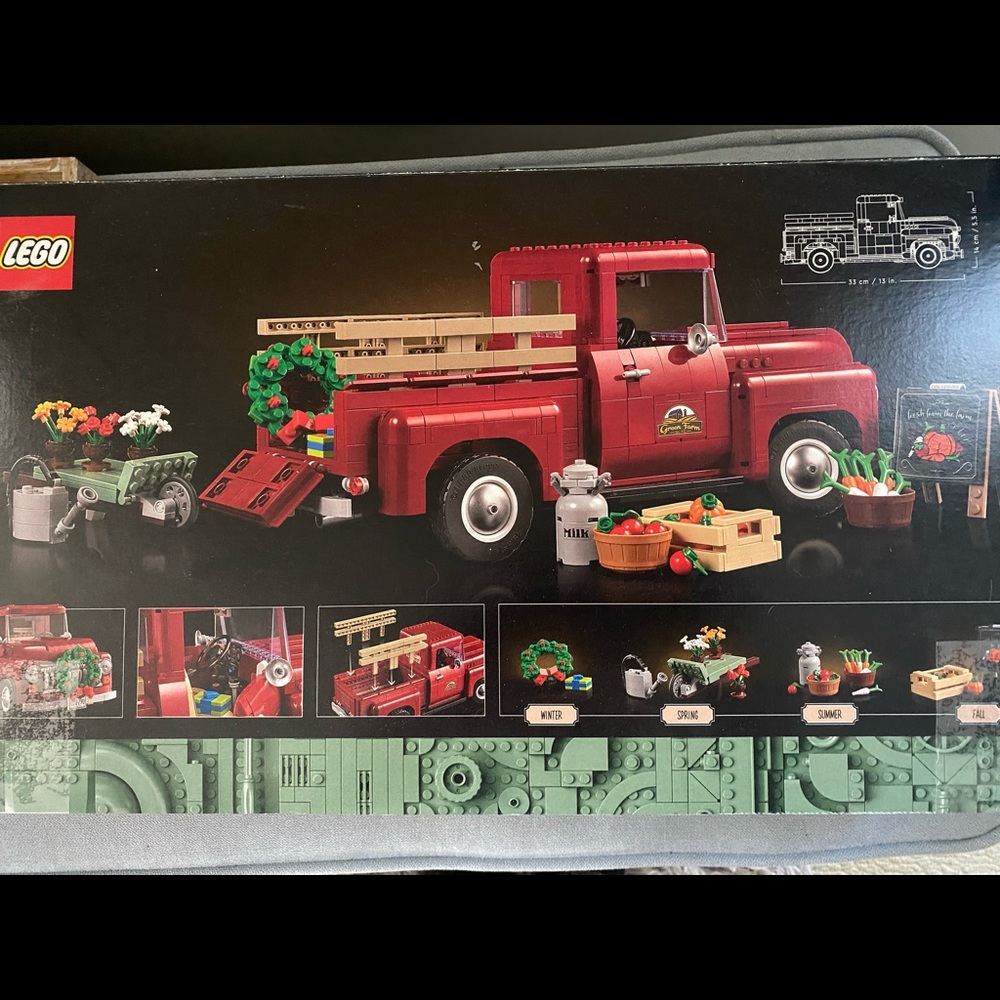 Lego pickup truck